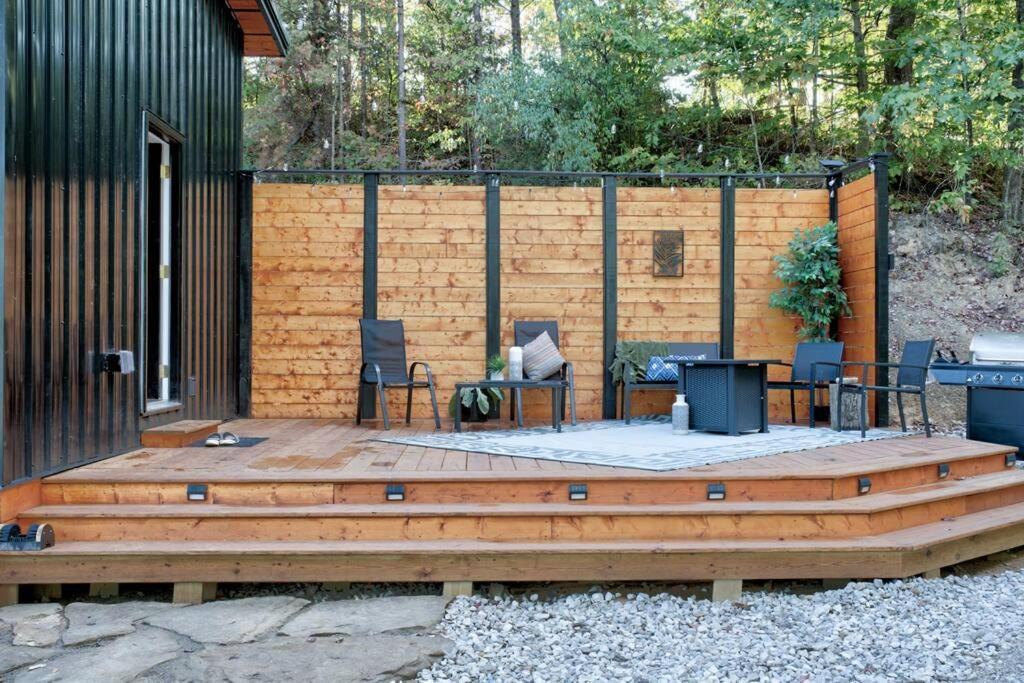 Villa 2 Bed 1 Bath-Sleeps 5 To 6 Near Rrg Large Deck Beattyville Exterior foto
