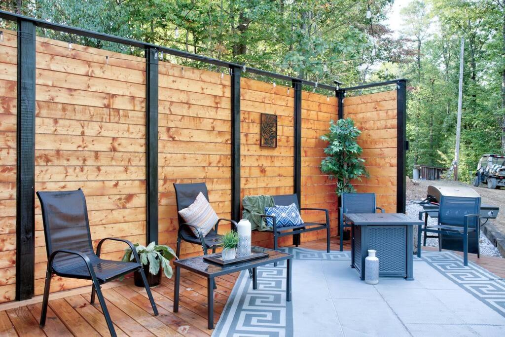 Villa 2 Bed 1 Bath-Sleeps 5 To 6 Near Rrg Large Deck Beattyville Exterior foto